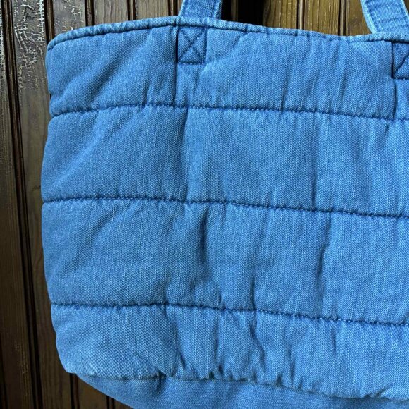 GAP Denim Puffer Tote - Washed Blue Denim - NEW WITH TAGS - Picture 3 of 6